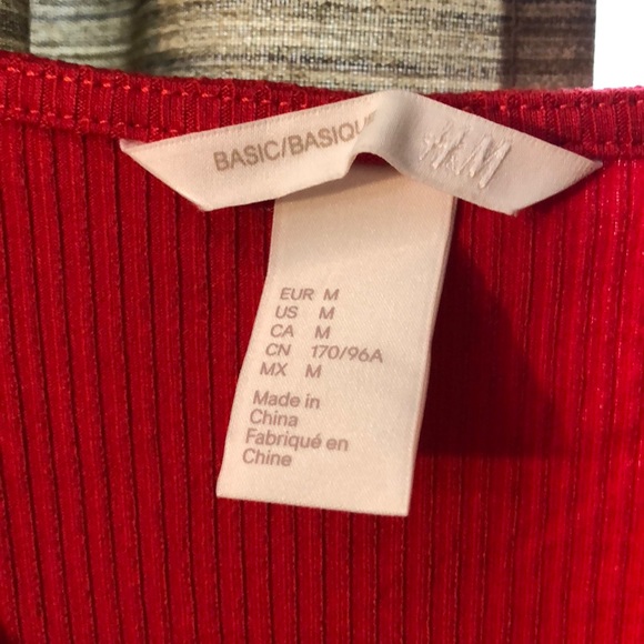 red H&M body suit - Picture 3 of 4